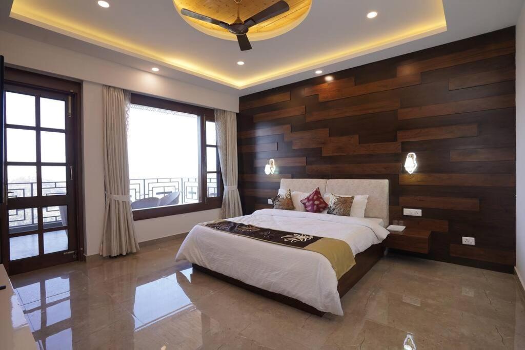 The Cerro Rico - 3 Bhk Modern Villa Kasauli Buitenkant foto