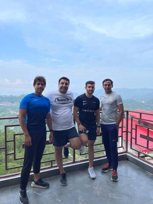 The Cerro Rico - 3 Bhk Modern Villa Kasauli Buitenkant foto