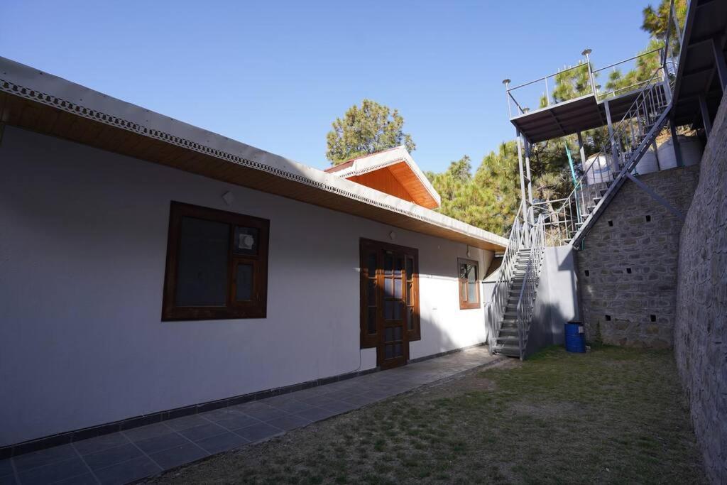 The Cerro Rico - 3 Bhk Modern Villa Kasauli Buitenkant foto