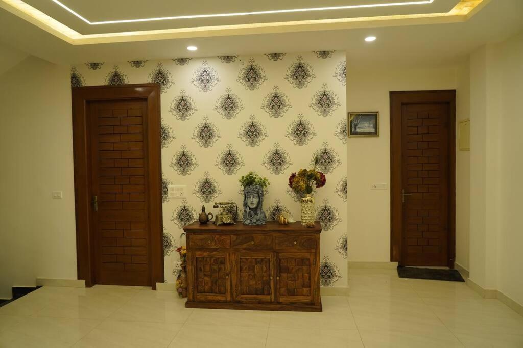 The Cerro Rico - 3 Bhk Modern Villa Kasauli Buitenkant foto