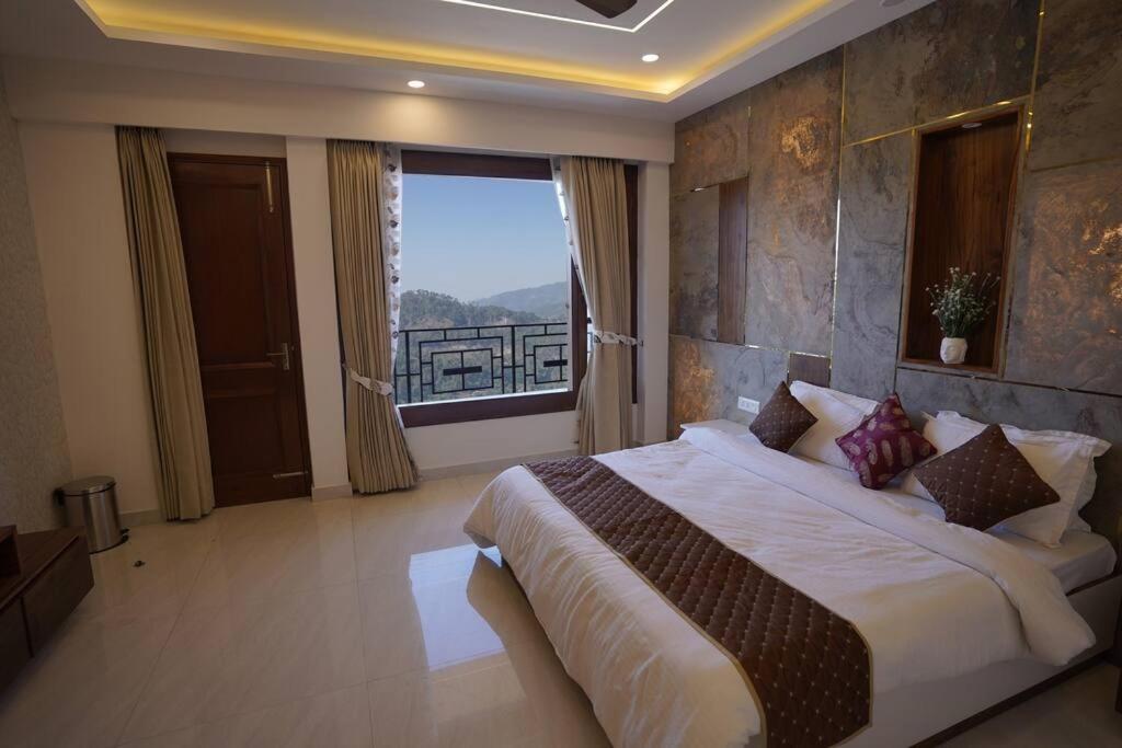 The Cerro Rico - 3 Bhk Modern Villa Kasauli Buitenkant foto
