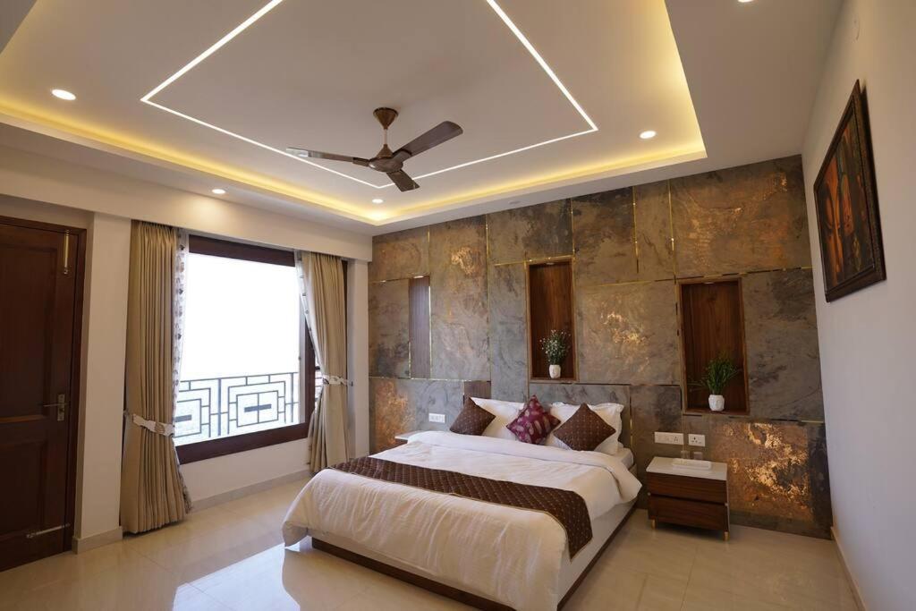 The Cerro Rico - 3 Bhk Modern Villa Kasauli Buitenkant foto
